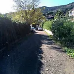 La Casa Accanto