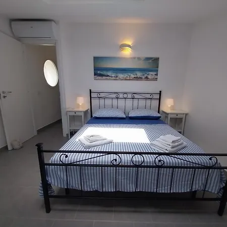 La Casa Accanto Casa vacanze *